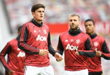 Cầu thủ kỳ cựu nhất MU cân nhắc rời Old Trafford