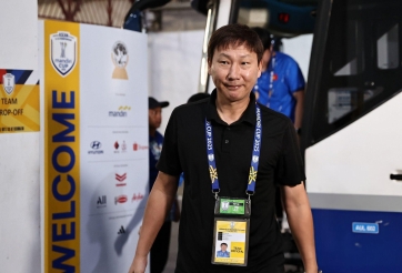 Truyền thông Hàn Quốc không hài lòng với HLV Kim Sang Sik