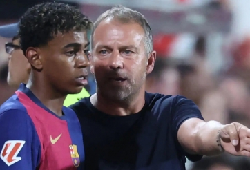 Phòng thay đồ Barca lục đục sau trận thua 0-4