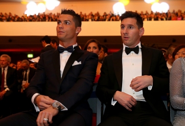Messi và Ronaldo chuẩn bị cạnh tranh Quả bóng Vàng