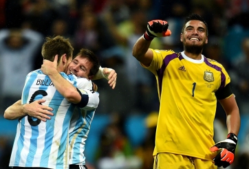 CHÍNH THỨC: Ngôi sao vào chung kết World Cup với Messi tuyên bố giải nghệ