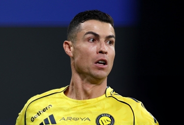 Đang chấn thương, Ronaldo nhận thêm đòn giáng từ Al Nassr