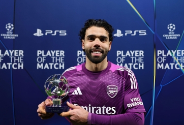 David Raya một tay giúp Arsenal nắm lợi thế trước Sporting