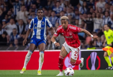 Hòa Porto, Nottingham rộng cửa vào bán kết Europa League