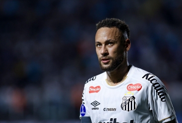 CHÍNH THỨC: Đội của Neymar ký hợp đồng với Robinho