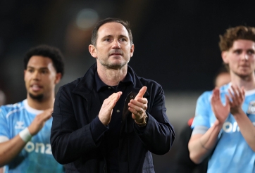 Tái xuất Ngoại hạng Anh, Frank Lampard nhận giải thưởng danh giá