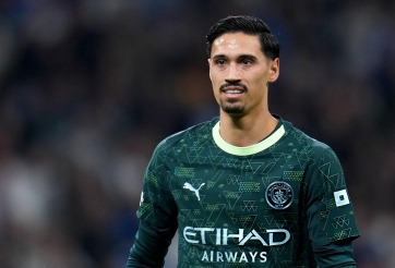 Nổ bom tấn 100 triệu Bảng, Man City cân nhắc bán tiền vệ gốc Indonesia