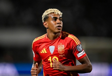 Thở phào với Yamal