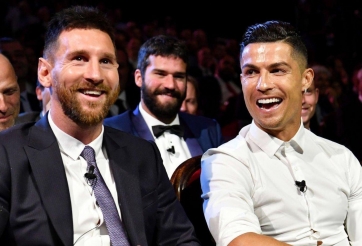 Messi nhận lời mời ăn tối cùng Ronaldo