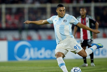 Vinicius trượt 3 quả pen trong trận