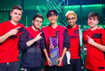 Valorant: Căng thẳng như Ngoại Hạng Anh, HLV trưởng đội tuyển Sentinels bất ngờ nhận “tráp sa thải'