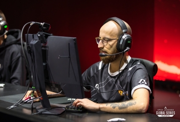 Tuyển thủ Apex Legends phải xin lỗi vì 'phân biệt chủng tộc' với người chơi Hàn Quốc