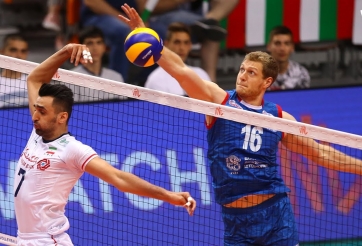 Những khoảnh khắc khiến fan 'không thể đỡ nổi' của bóng chuyền thế giới