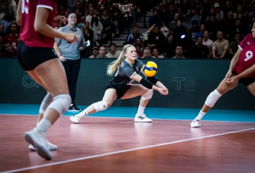 Thua đáng tiếc trước Đức, tuyển nữ Canada khiến Thái Lan tràn trề vào top 8