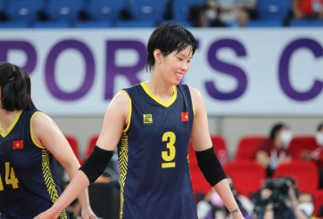 Thanh Thúy 'cân team' giúp Việt Nam lội ngược dòng trước Nhật Bản trong set 3