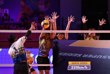 Video: Giải bóng chuyền Malaysia tạo địa chấn vì... cú phát bóng 220km/h?