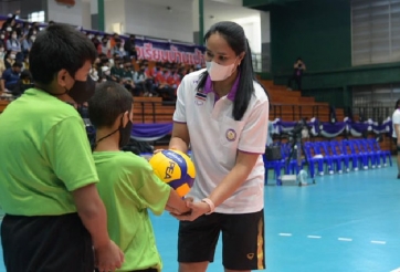 Tin thể thao 23/11: Huyền thoại bóng chuyền Thái Lan đại phá giải Việt Nam