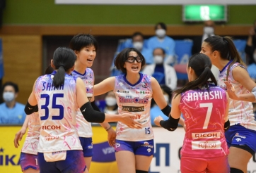 Sao bóng chuyền Thanh Thúy chia tay đất Nhật bằng thắng lợi ngọt ngào