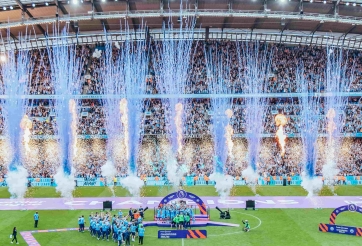 Salah lập kỷ lục và những con số thú vị ngày bóng đá Châu Âu hạ màn