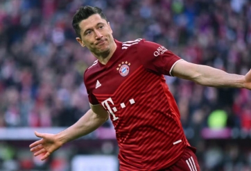Lewandowski sẵn sàng giảm lương để về Barca
