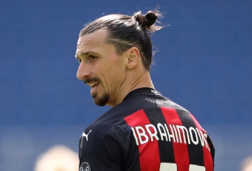 VIDEO: Đồng đội bị phạm lỗi, Ibrahimovic bất ngờ nhận thẻ đỏ trực tiếp