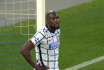 VIDEO: Ngỡ ngàng Lukaku và đồng đội nhận bàn thua dở khóc dở cười nhất lịch sử