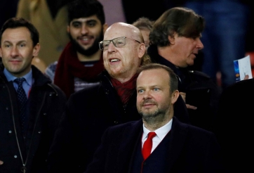 Nhà Glazer ra giá bán đứt Man United hậu Super League
