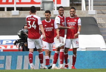 Arsenal dễ dàng đánh bại Newcastle trên sân khách