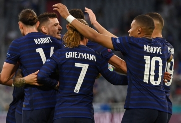 Tấn công mãn nhãn, ĐT Pháp thắng thuyết phục trong ngày ra quân