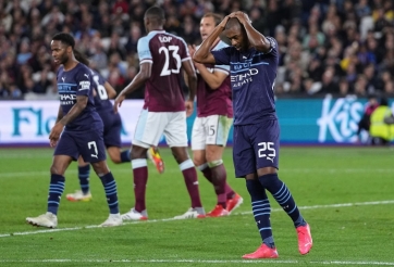 Manchester City dừng bước tại cúp Liên đoàn Anh