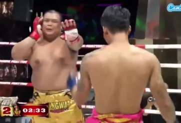 Võ sĩ Muay Thái biến tay đấm quyền Anh thành 'gã hề' chỉ bằng một cú đá