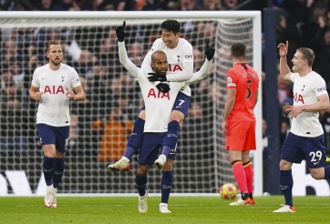 Son Heung-min tỏa sáng, Tottenham đặt chân vào top 5 Ngoại hạng Anh