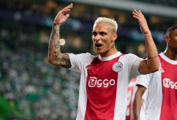 'Mục tiêu MU' lập siêu phẩm như Messi trong trận đấu khép lại năm 2021