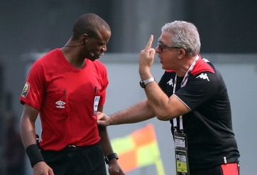 Thế giới dậy sóng với trọng tài châu Phi, nghi vấn dàn xếp như AFF Cup