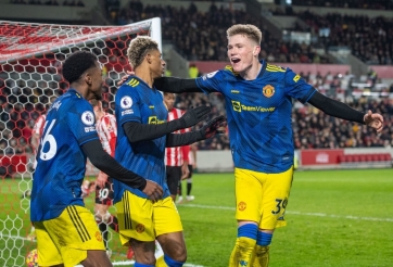 Man United vùi dập đối thủ trong cơn mưa bàn thắng