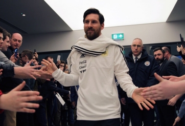 Chuyển nhượng bóng đá tối 27/2: Messi có bến đỗ mới, Ronaldo giải nghệ?