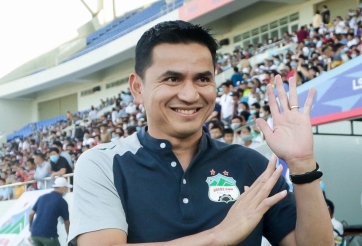 Kiatisak giúp HAGL giải 'vận đen' tồn tại suốt 15 năm