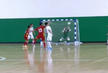 VIDEO: Pha đá phạt cực quái, biến hàng thủ Lebanon thành những gã hề của ĐTVN