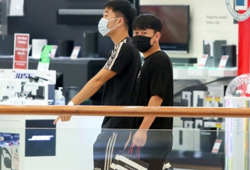 ĐT Việt Nam tranh thủ đi mua sắm ở Dubai