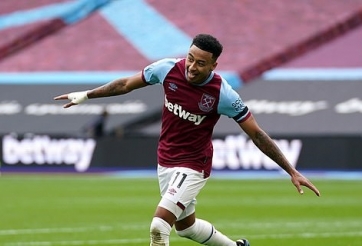 Danh thủ Liverpool viết bài đăng báo để khen Lingard