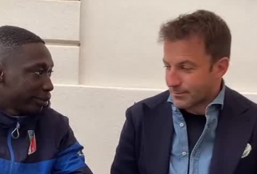 Huyền thoại Juve chạm mặt thanh niên 'dạy đời' hot nhất thế giới