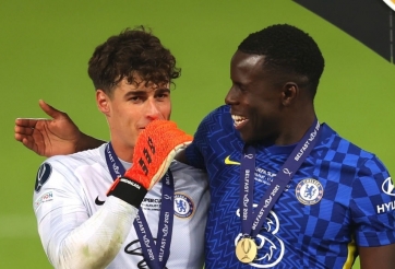 Tottenham nhòm ngó sao hàng thủ Chelsea