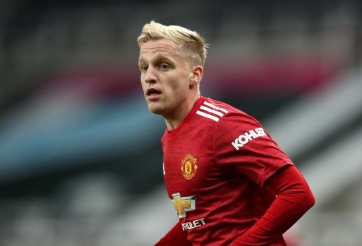 Huyền thoại Hà Lan: 'Chọn MU là không thông minh'