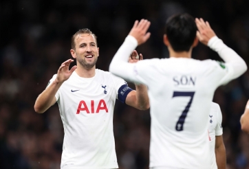 Video bàn thắng Tottenham 5-1 Mura: Kane bùng nổ