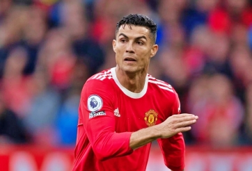 Ông chủ 'gã khổng lồ' xin Ronaldo không ghi bàn