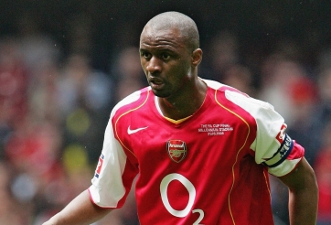 Huyền thoại Arsenal thất vọng vì Pháo thủ không bị đánh bại