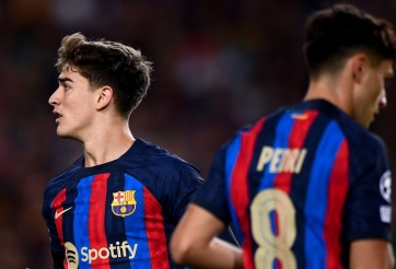 Barcelona khó khăn, Bayern sẵn sàng 'đục nước béo cò'