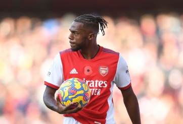 HLV Ligue 1 chia sẻ trình độ khó tin của người thừa Arsenal