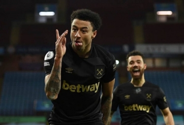 Thần đồng một thời của MU tiết lộ bến đỗ 'đầy bất ngờ'