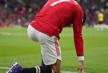 Đội hình mạnh nhất MU đấu Leicester, Ronaldo thêm một lần dự bị